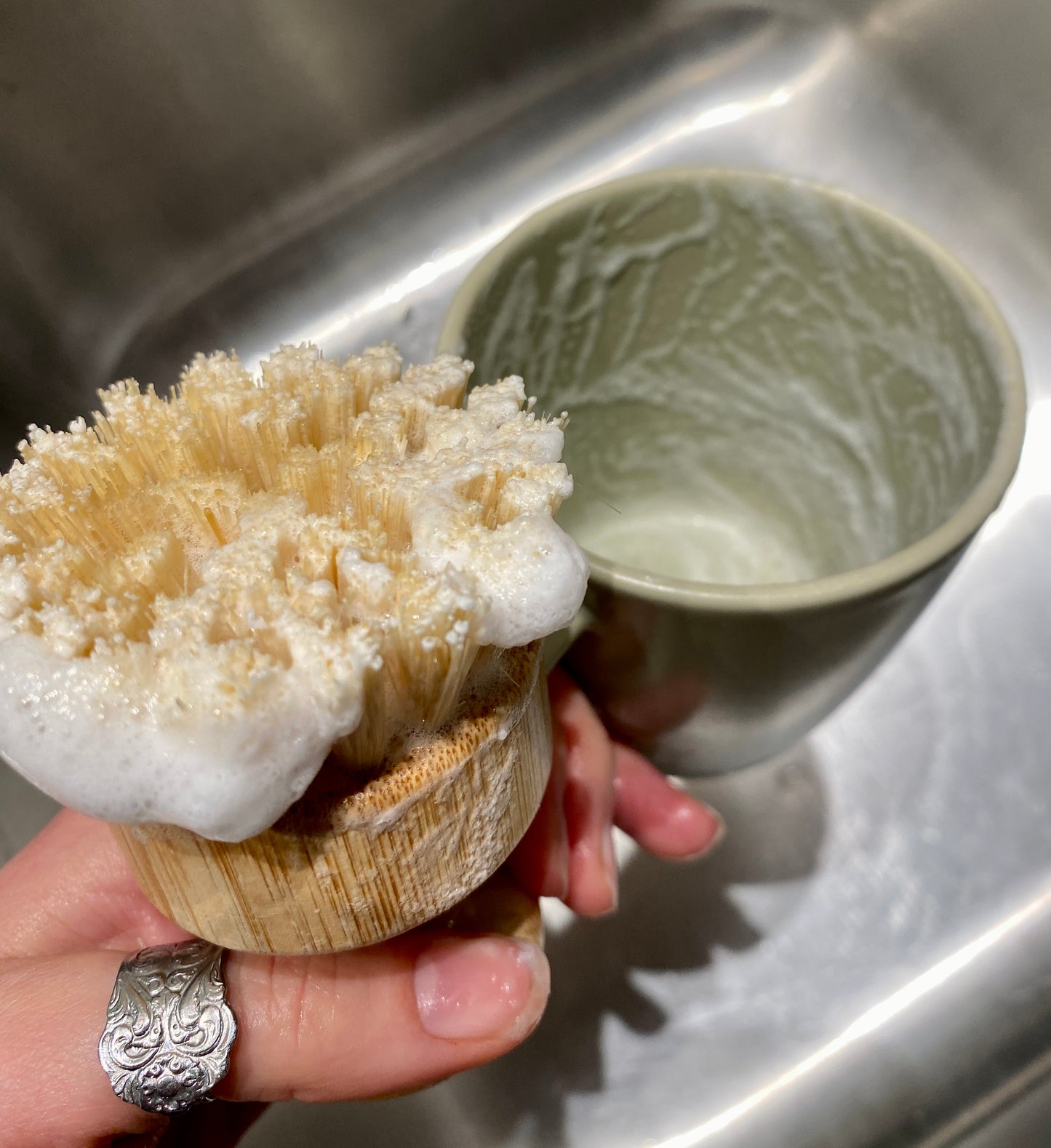Short Handle Scrub Brush