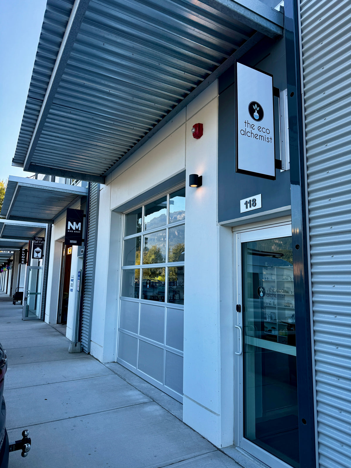 Photo of exterior 118-1111 Pioneer Way, Squamish BC